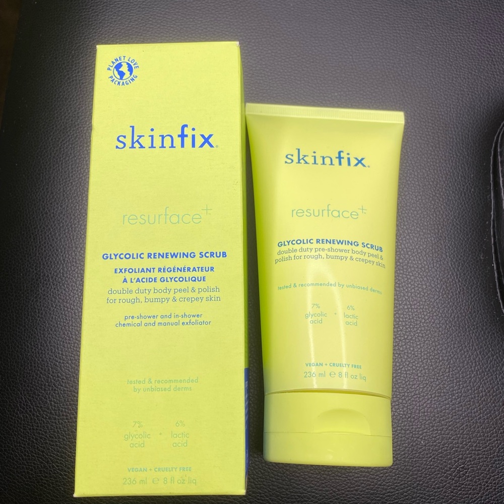 Skinfix Resurface+ Glycolic and Lactic Acid Renewing Body Scrub